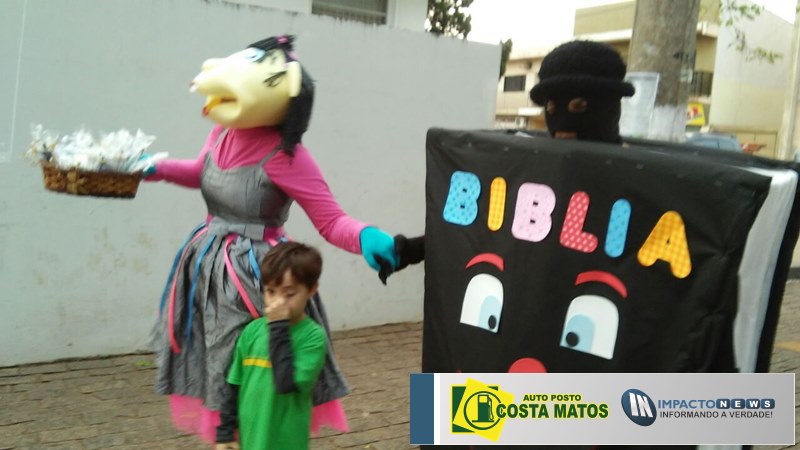 Tarde de evangelização para as crianças promovido pela Igreja de Cristo Jesus